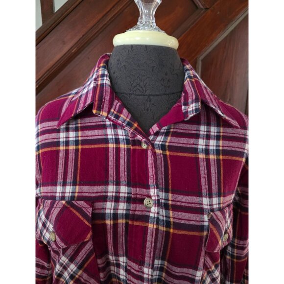 The Woolrich Woman Plaid Flannel Shirt L Red & White Checkered Button-Up - Picture 2 of 7
